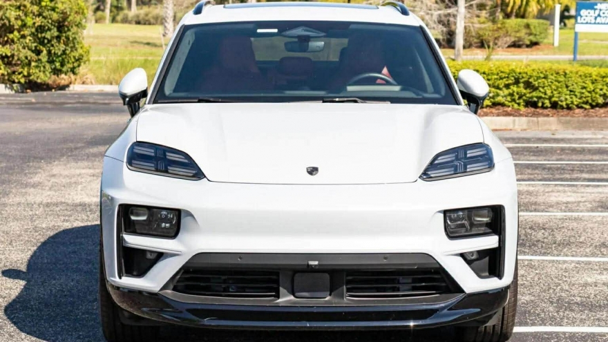 Porsche Macan Electric mất giá tới 27% chỉ sau 2.400 km