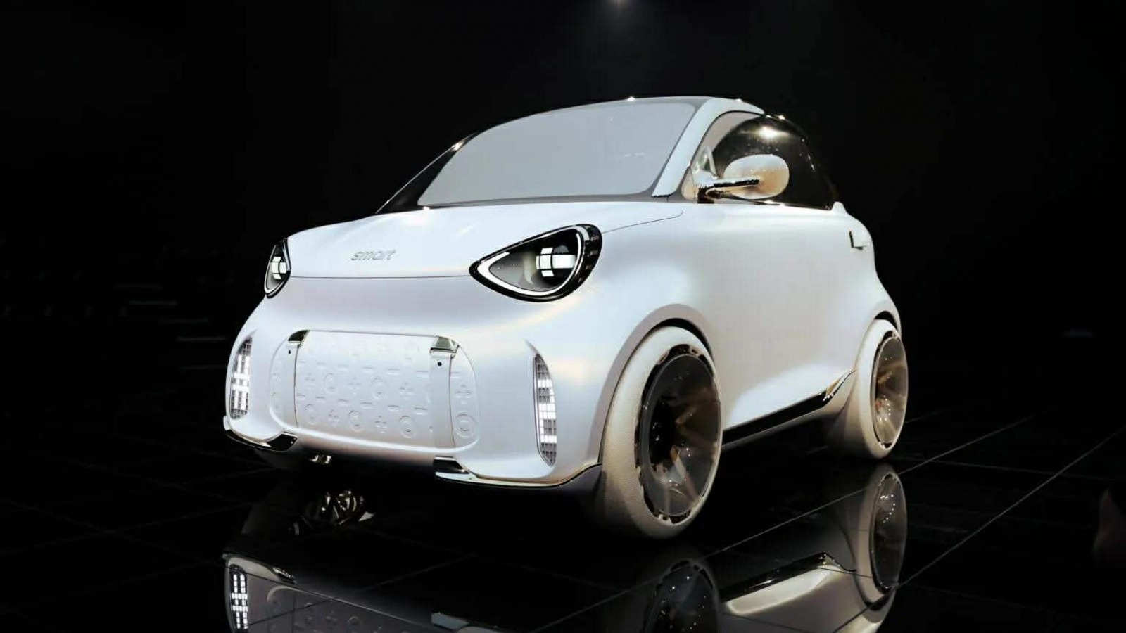 Smart Concept #2 tái sinh huyền thoại Fortwo với diện mạo xe đô thị hoàn toàn mới