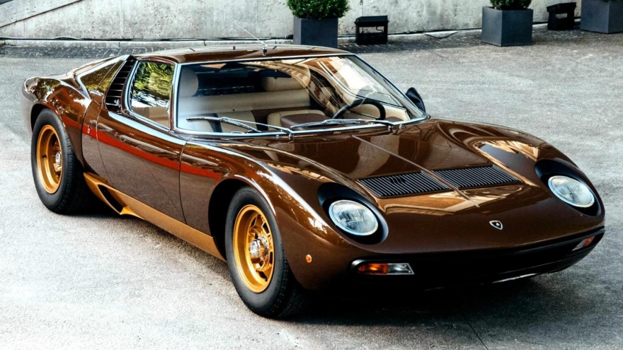 Lamborghini Miura SV phục chế trong 3 năm, tái hiện màu sơn nguyên bản độc đáo