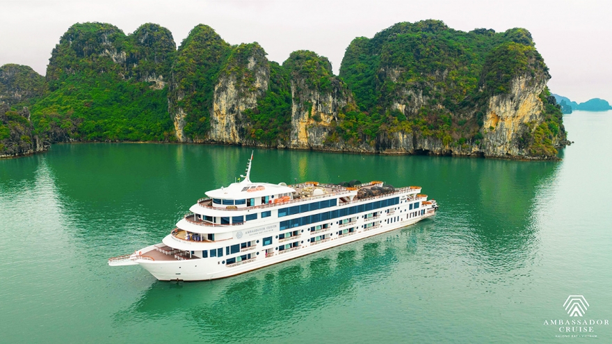 New cruise link connects heritage tourism space between Ha Long Bay and Lan Ha Bay