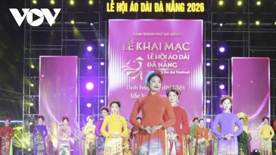2026 Da Nang Ao Dai Festival opens with traditional performances