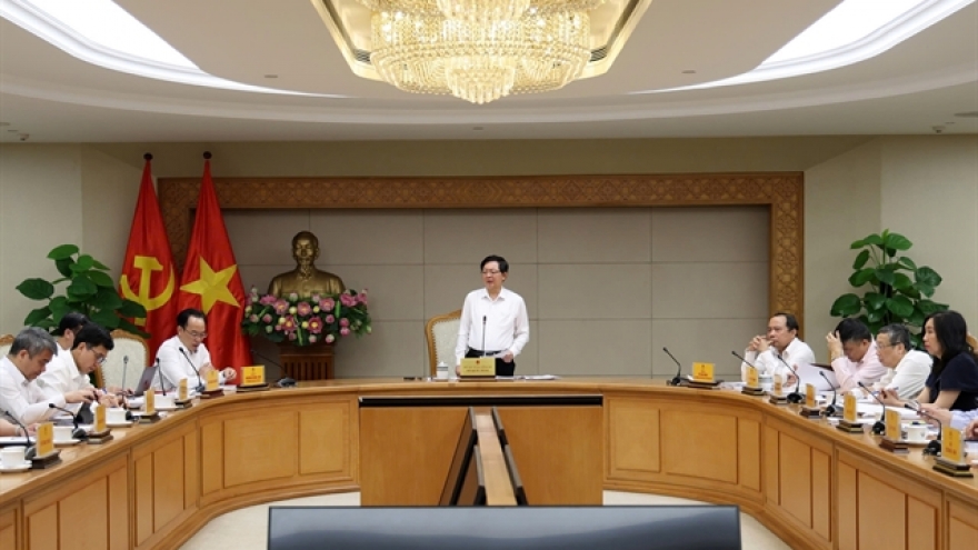 Vietnam calls for decisive action to advance strategic technology development