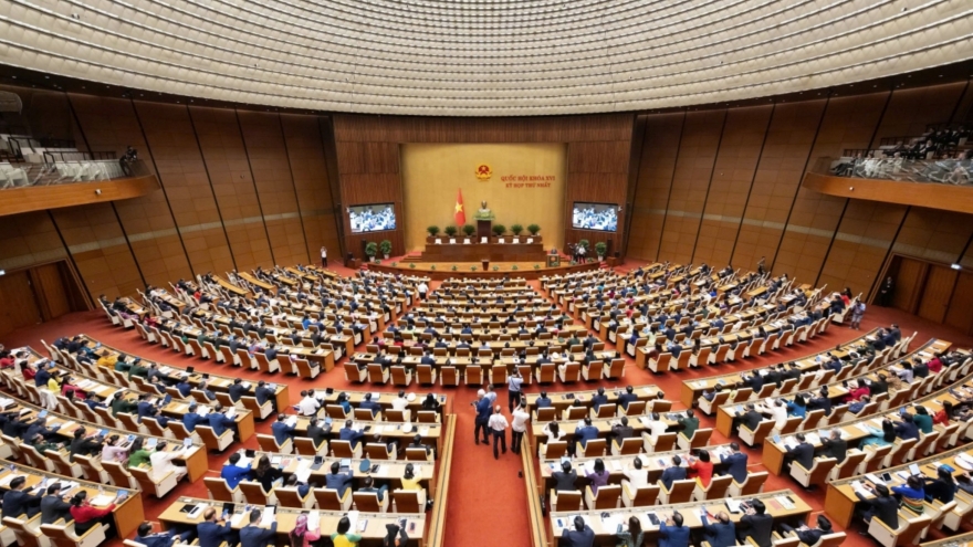 Lawmakers discuss cultural development, solutions to clear stalled projects