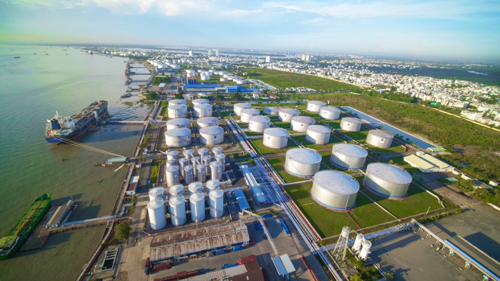 Crude oil reserves seen as key to Vietnam’s energy security in an uncertain world