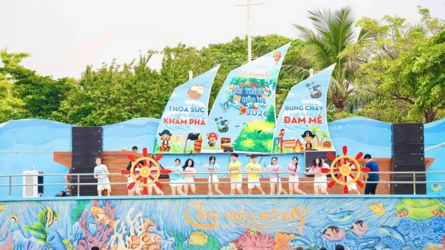 Hanoi rolls out vibrant tourism activities during April 30-May 1 celebrations