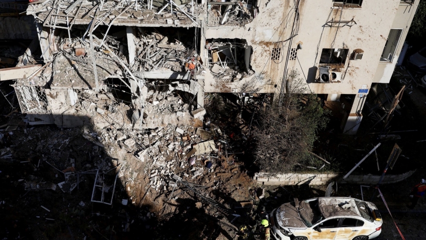 Lực lượng Houthi phóng tên lửa đạn đạo nhằm vào Israel