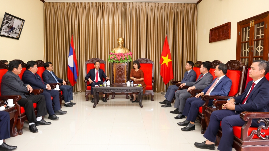 Yến sào Khánh Hoà đẩy mạnh quan hệ hữu nghị và phát triển kinh doanh tại Lào