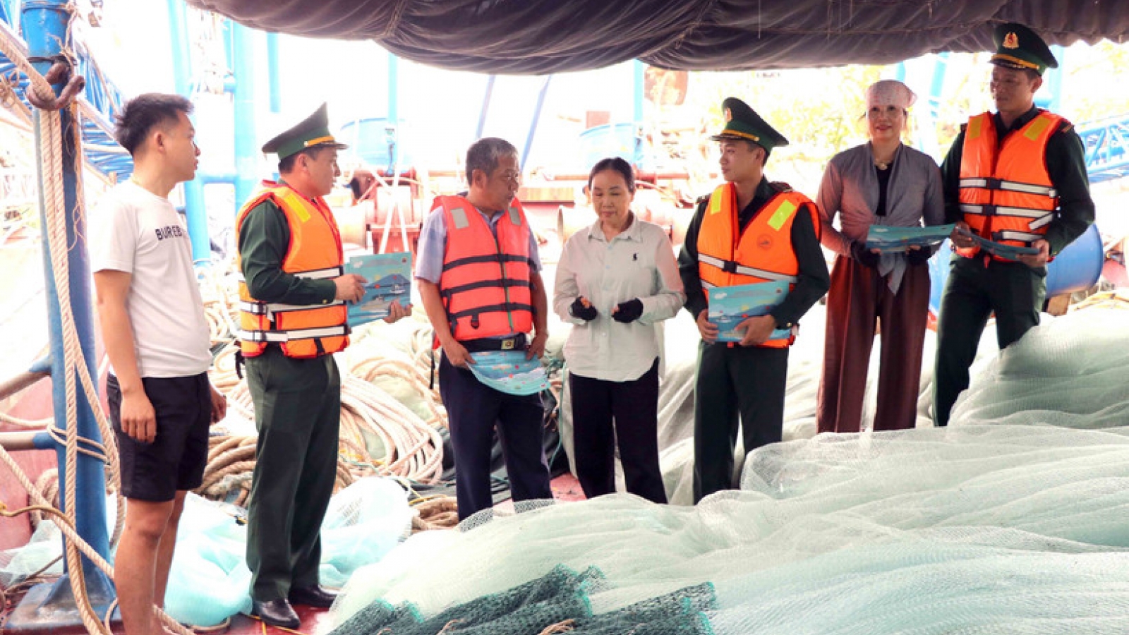 Hai Phong strengthens vessel monitoring to step up fight against IUU fishing