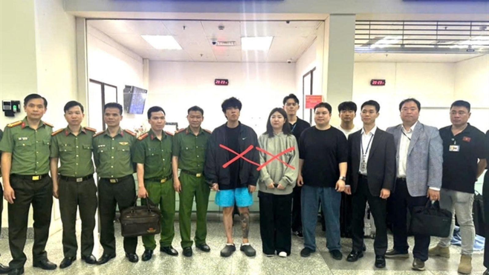 Two Interpol red notice fugitives handed over to Republic of Korea
