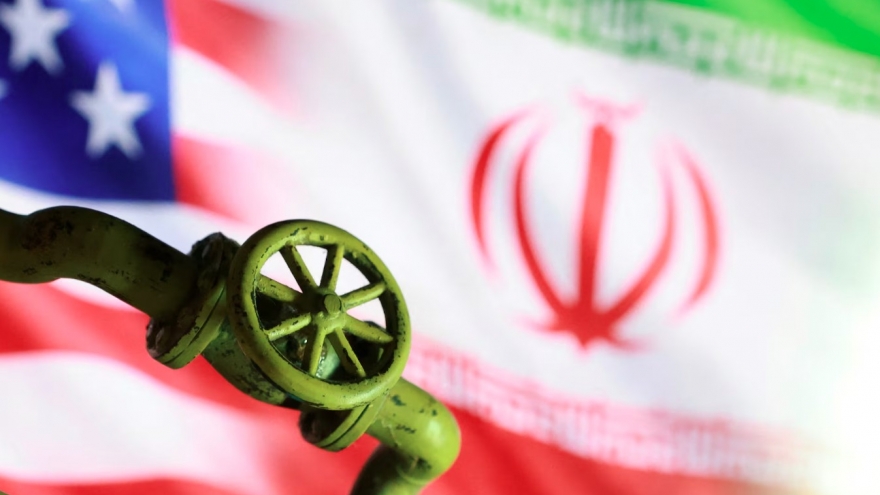 Nóng thế giới ngày 24/4: Mỹ nói các biện pháp phong tỏa bóp nghẹt nền kinh tế Iran