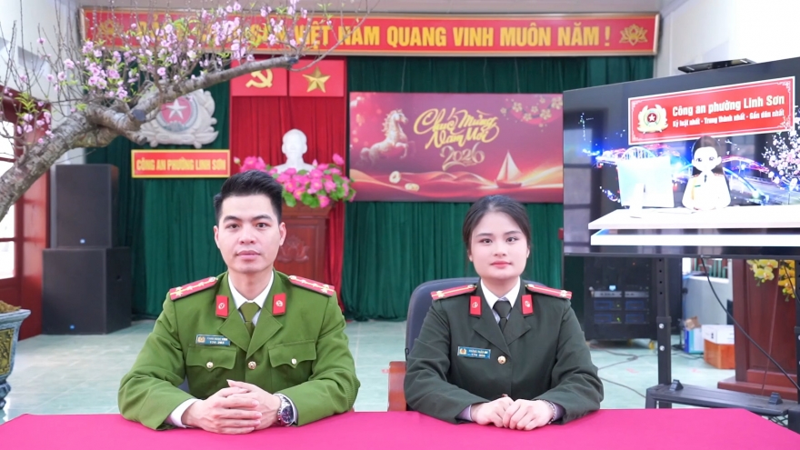 MC công an “lên sóng”: Thủ tục hành chính nay chỉ 1 một chạm
