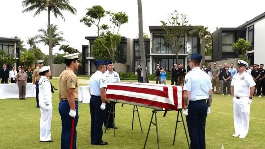 Vietnam hands over more MIA remains to US