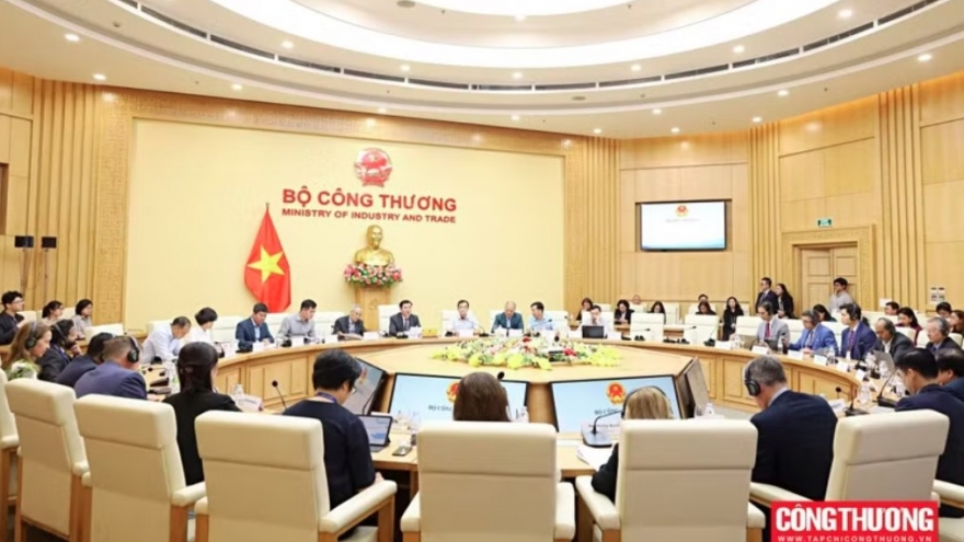 Vietnam, US promote substantive, sustainable economic cooperation