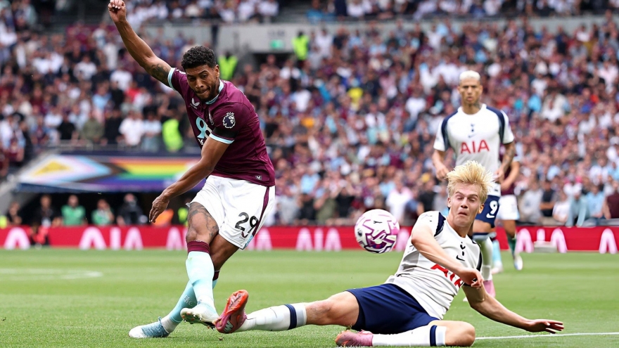 Ngoại hạng Anh xác định đội tiếp theo chính thức xuống hạng, Tottenham “lo sốt vó”