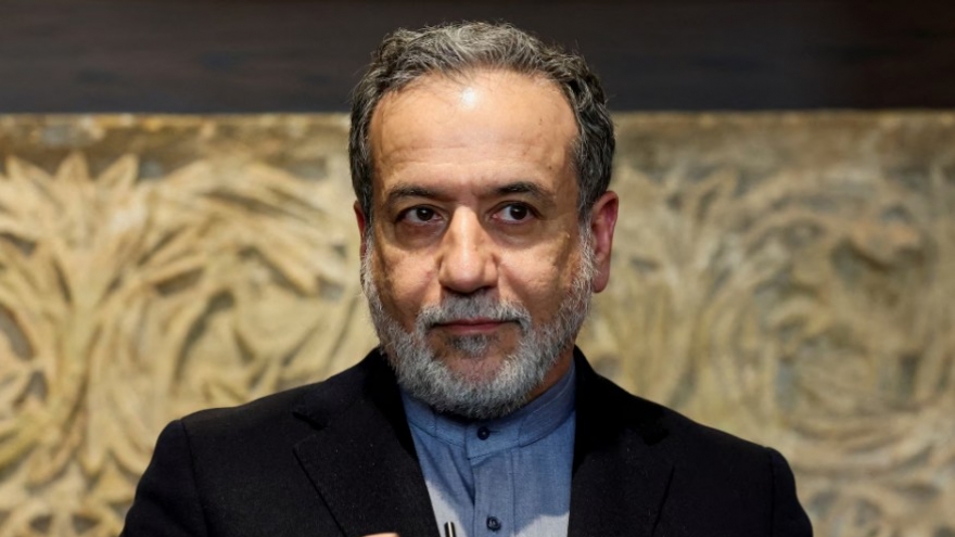 Iran - Nga thảo luận về lệnh ngừng bắn và eo biển Hormuz