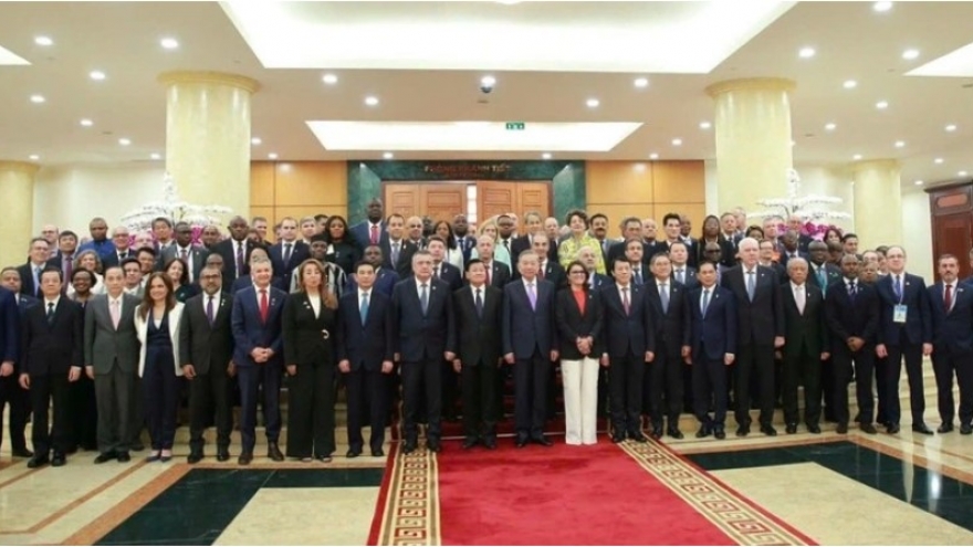 Party chief and President To Lam signs decision ratifying UN cybercrime convention