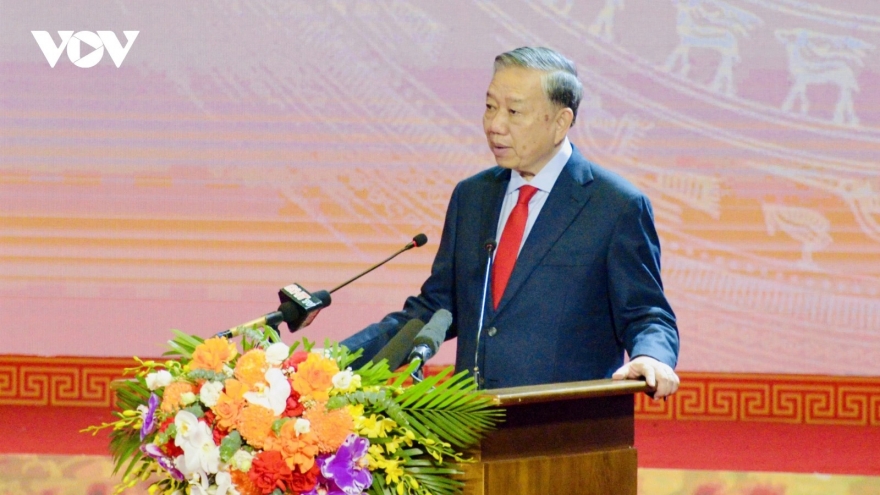 Top leader To Lam calls for bold reforms, break from outdated thinking