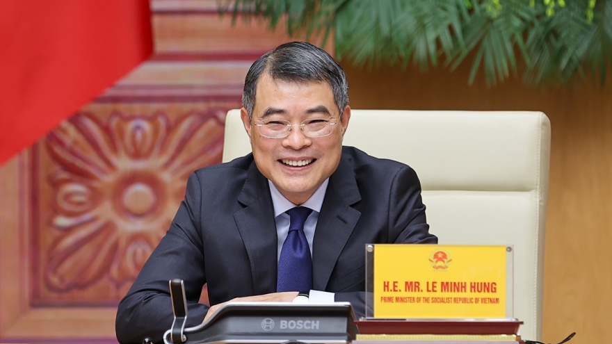 Vietnam proposes three cooperation priorities at AZEC summit on energy security