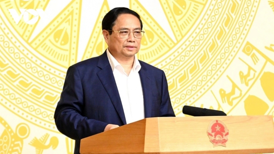 PM urges breakthroughs to drive Vietnam's next phase of growth