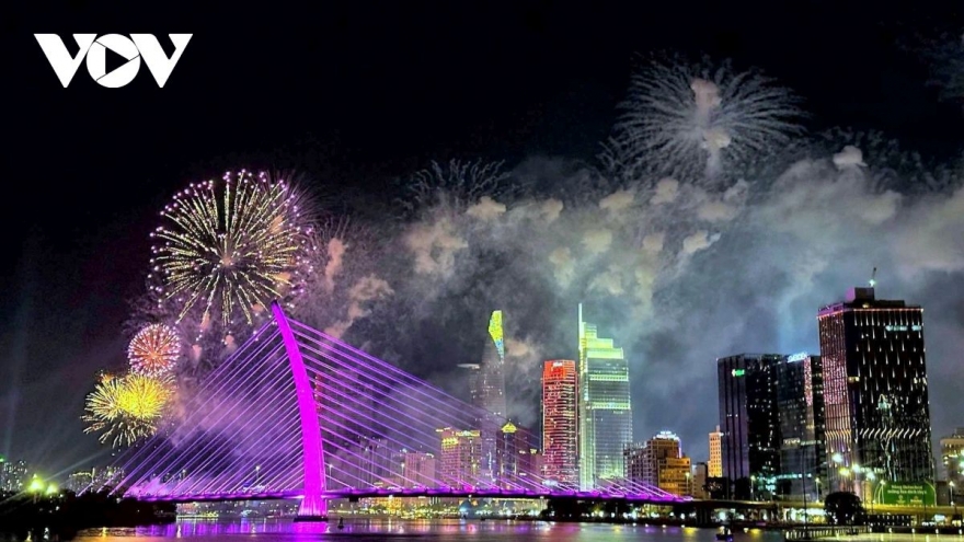 Public Security Ministry eyes modern, diversified fireworks production