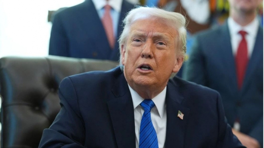 Tổng thống Mỹ Trump gia hạn lệnh ngừng bắn với Iran