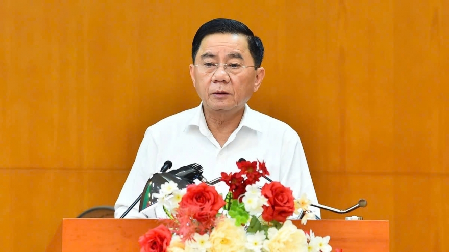 Senior Party official departs for official visits to Laos and Cambodia