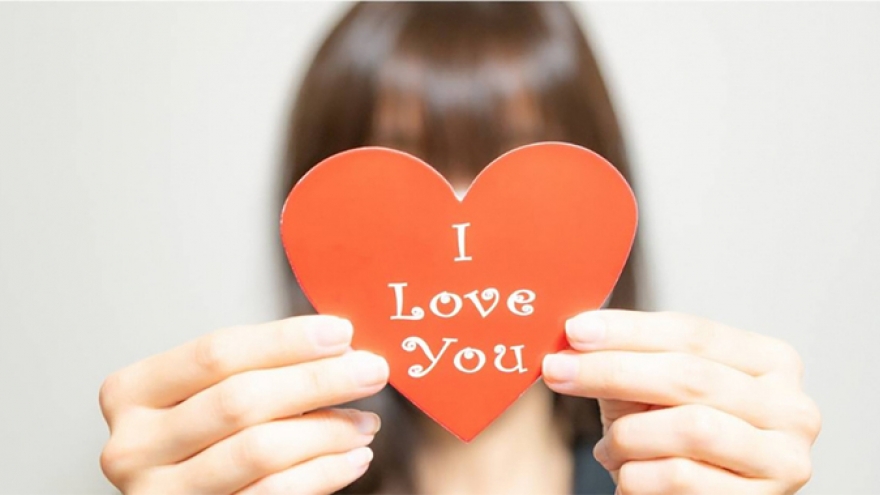 Điều gì khiến cô gái dù bị từ chối vẫn "tỏ tình không mệt mỏi"