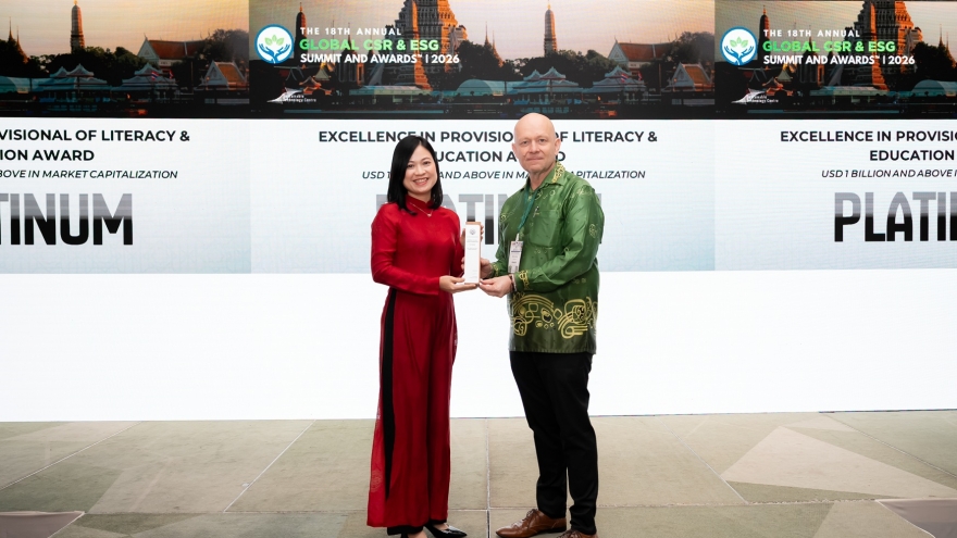 Viettel thắng lớn với hai giải thưởng quốc tế về phát triển bền vững