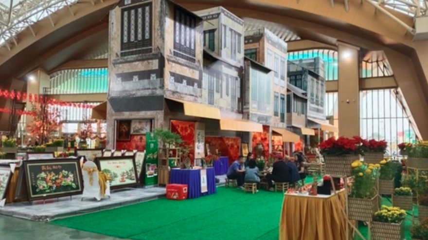 “Hanoi Autumn Essence” showcases Vietnamese craftsmanship