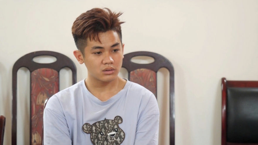 Nóng 24h ngày 5/4: Bắt nhóm cướp giật túi xách của cụ bà ngồi xe lăn