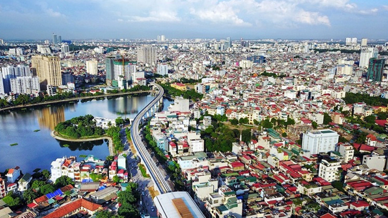 Bất động sản Hà Nội: Nguồn cung nhà ở "dạt" ra vùng ven, phụ thuộc hạ tầng
