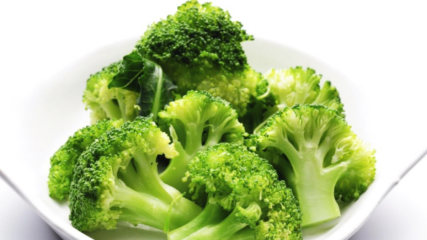 Bông cải xanh ngả vàng: Bỏ đi hay vẫn ăn được?