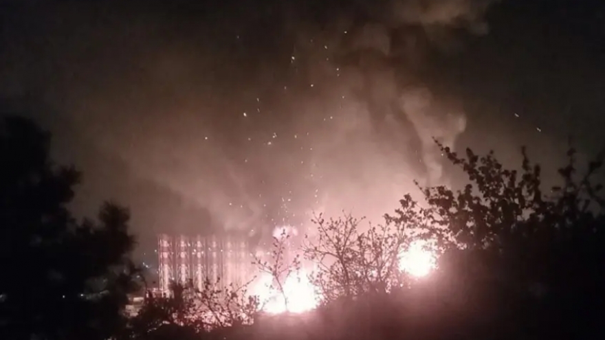 Ukraine liên tiếp không kích hạ tầng năng lượng Nga