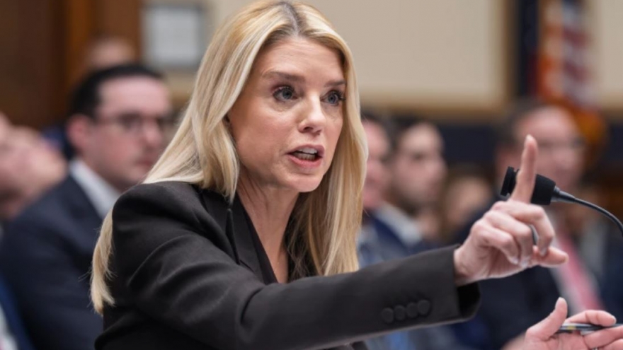 Tổng thống Mỹ Donald Trump cách chức Bộ trưởng Tư pháp