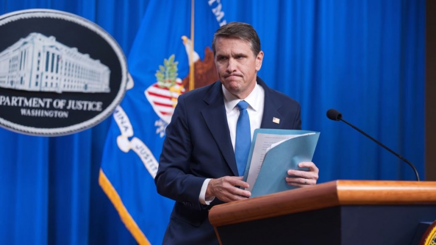 Nghi phạm nổ súng tại tiệc Nhà Trắng bị nghi nhắm vào chính quyền ông Trump