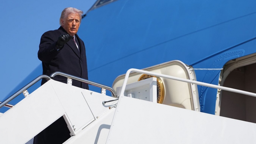 Ông Trump cảnh báo sẽ nhắm vào hạ tầng trọng yếu của Iran