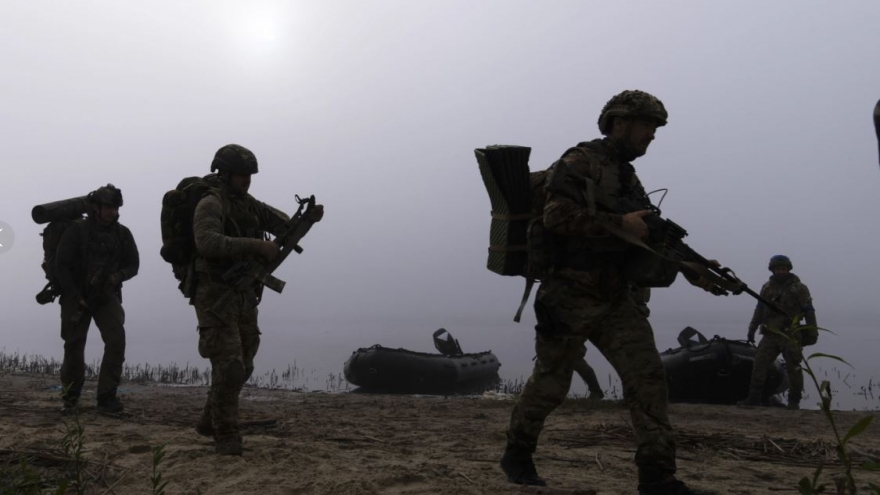 Ukraine khoét lỗ hổng phòng không Nga, mở rộng đòn tấn công sâu vào hậu phương