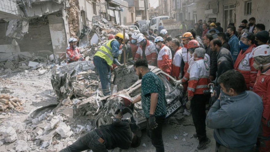 Nóng thế giới ngày 6/4: Mỹ nhắc tối hậu thư, Iran cảnh báo “giáng đòn địa ngục”