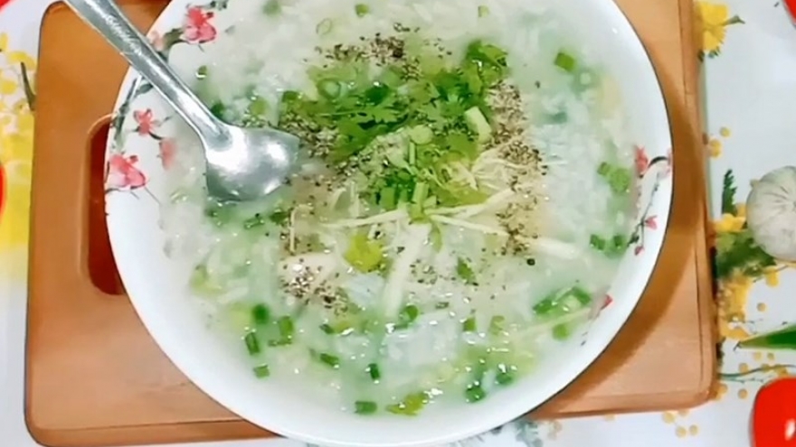 Không chỉ giải cảm, cháo hành còn mang lại nhiều lợi ích bất ngờ cho sức khỏe