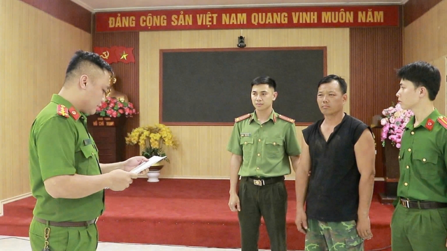 Bắt tạm giam đối tượng lợi dụng mạng xã hội xuyên tạc thông tin