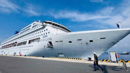 Cam Ranh International Port receives two cruise ships in a day