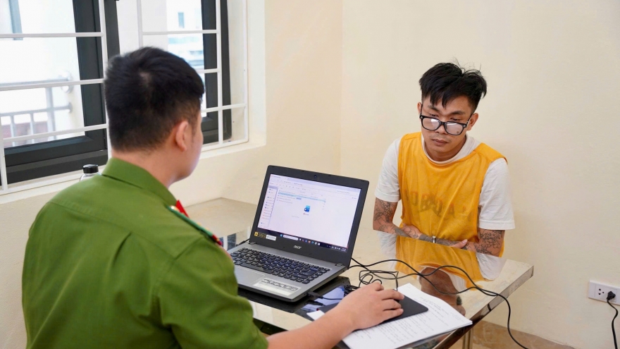 Điện Biên triệt phá đường dây lừa đảo công nghệ xuyên quốc gia, bắt 59 đối tượng