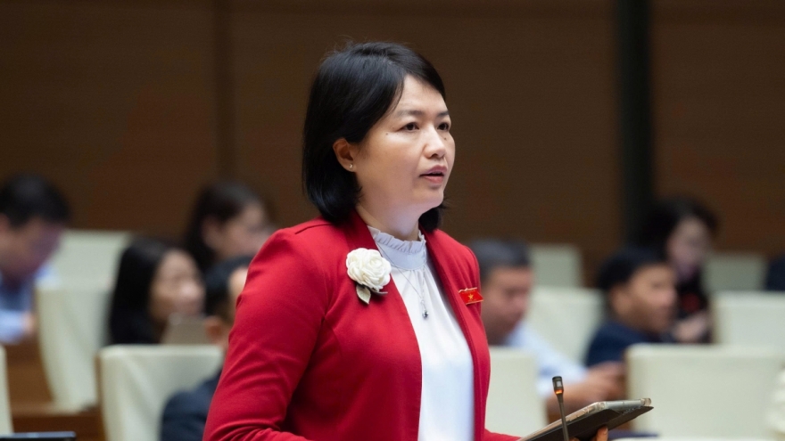 Đại biểu Quốc hội đề nghị cấm hoặc hạn chế trẻ em dùng mạng xã hội