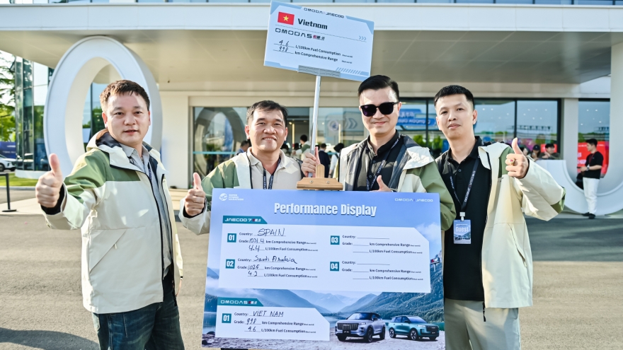 Việt Nam giành chiến thắng tại thử thách “Super Hybrid Marathon 9 quốc gia”