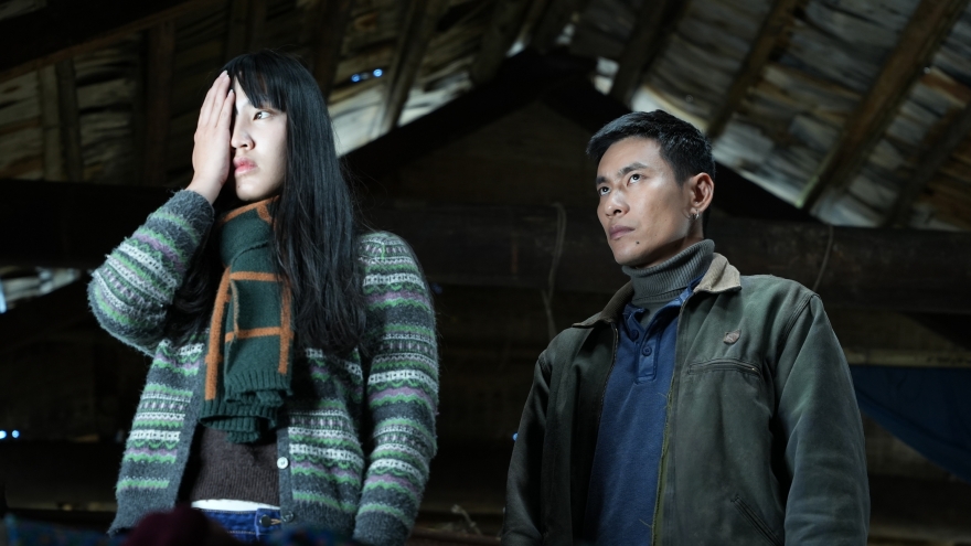 "Phí Phông: Quỷ máu rừng thiêng" cán mốc doanh thu 100 tỷ đồng