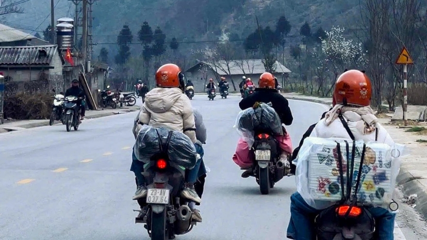 Chấn chỉnh hoạt động du lịch bằng xe máy tại Hà Giang, Tuyên Quang