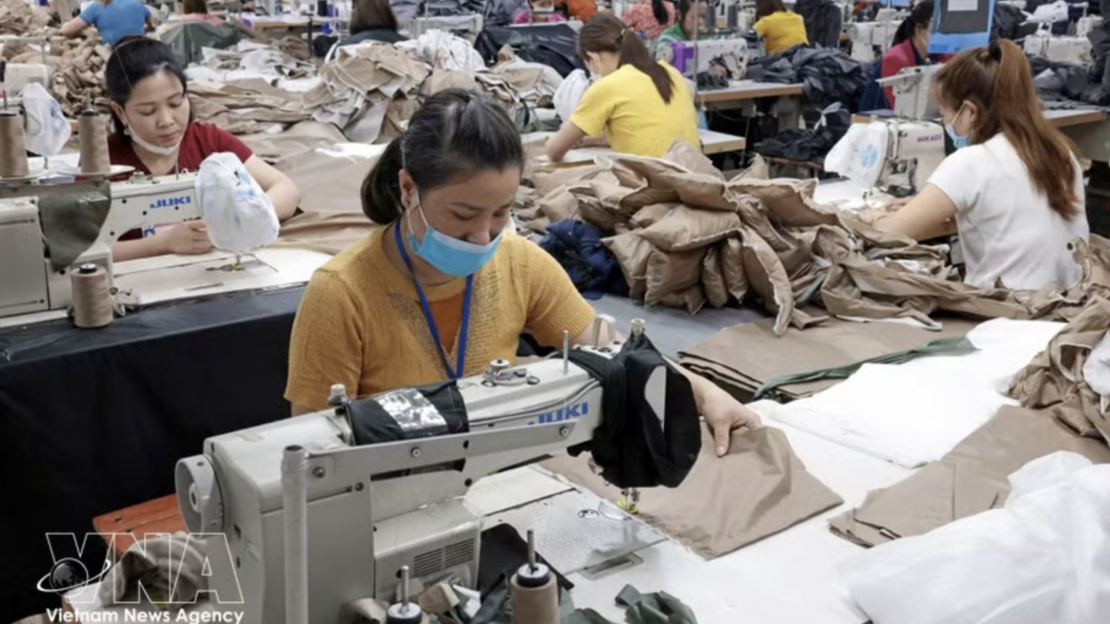 Export orders surge despite global headwinds