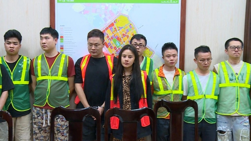 Foreign nationals rent high-end apartments in Hanoi as bases for online fraud