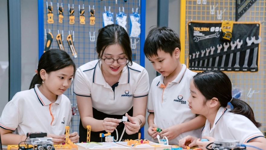 Một trường phổ thông tại Hà Nội lọt top 5% tổ chức xuất sắc nhất toàn cầu về STEM