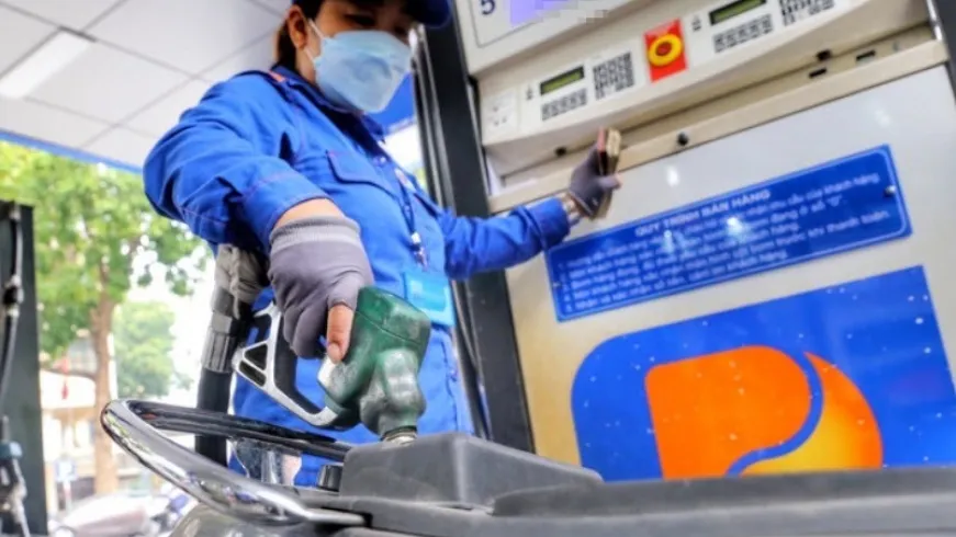 Giá xăng dầu hôm nay 18/5: Giá dầu thế giới duy trì đà tăng nhẹ